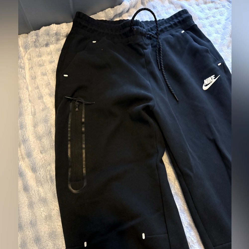 Nike sweatpants sz medium